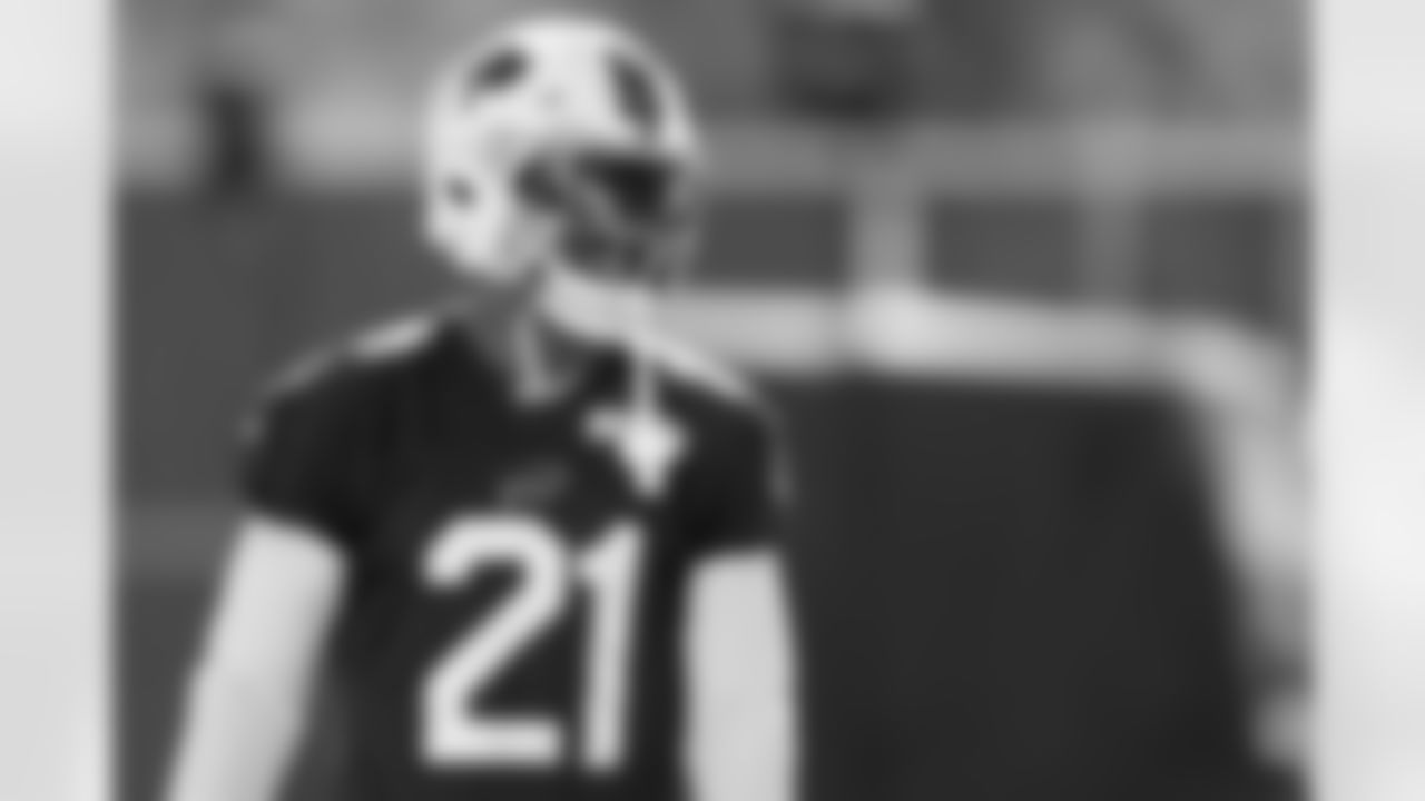 Jordan Poyer (21). Buffalo Bills Week 6 Practice, October 10, 2025 at Buffalo Bills Training Center.