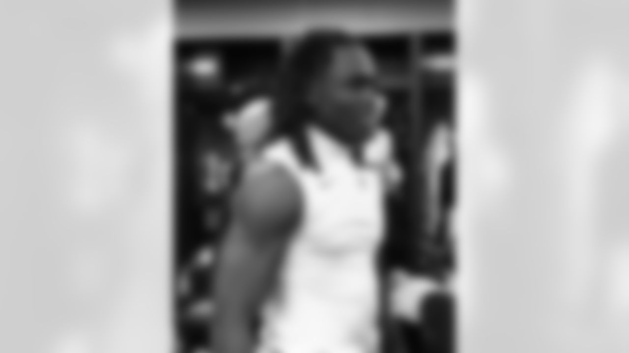 New England Patriots vs Buffalo Bills, Regular Season, December 14, 2025 at Gillette Stadium.