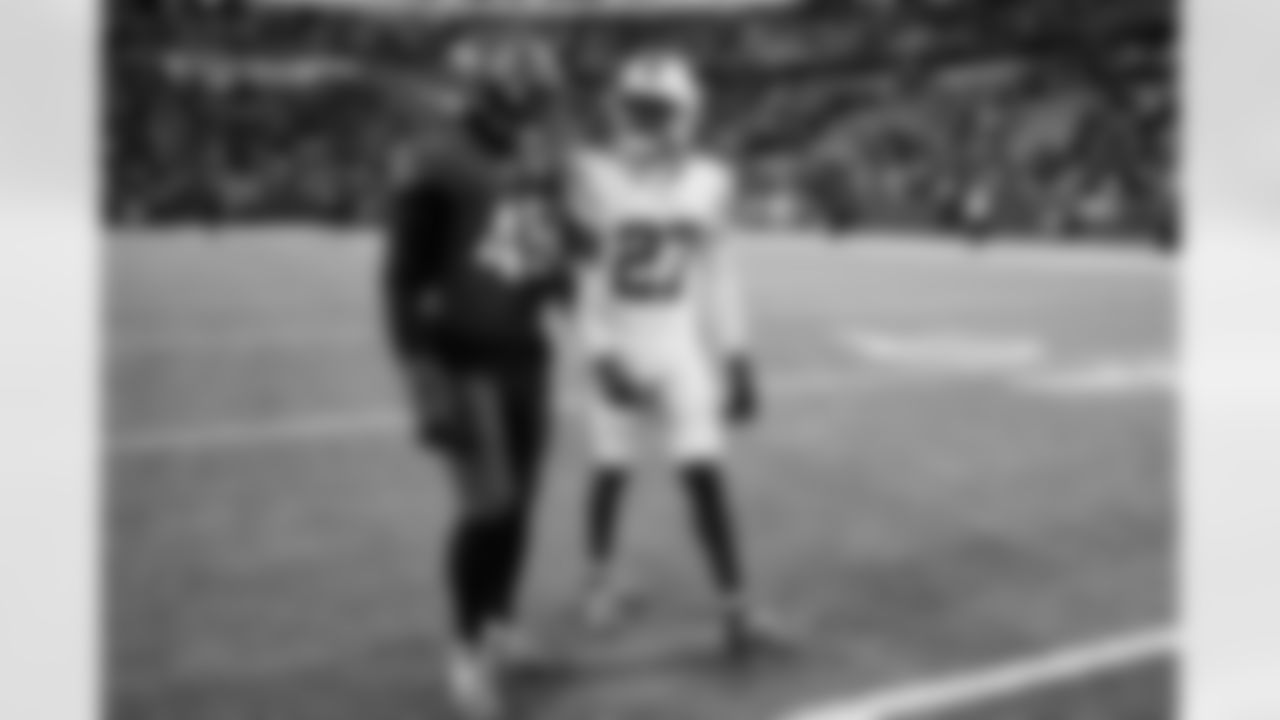 Buffalo Bills vs Tampa Bay Buccaneers, Regular Season, November 16, 2025 at Highmark Stadium.