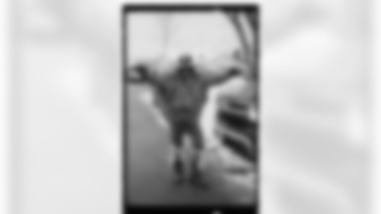 Buffalo Bills vs New York Jets, Regular Season, January 04, 2026 at Highmark Stadium.