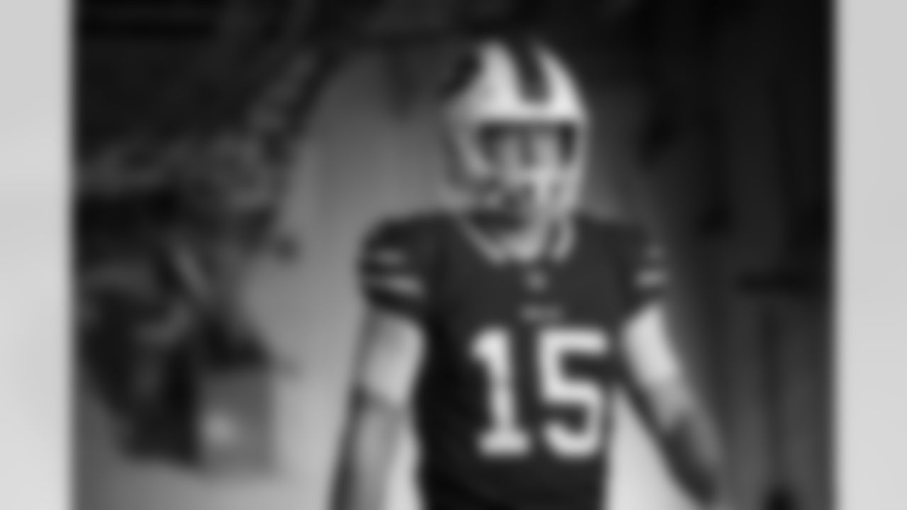 Miami Dolphins vs Buffalo Bills, Regular Season, November 09, 2025 at Hard Rock Stadium.