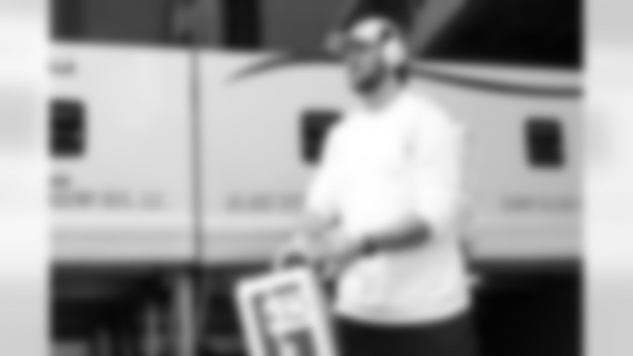 Miami Dolphins vs Buffalo Bills, Regular Season, November 09, 2025 at Hard Rock Stadium.