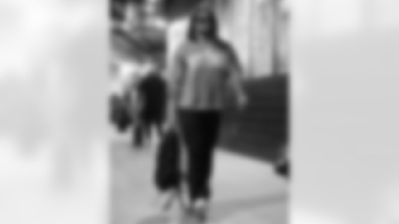 New England Patriots vs Buffalo Bills, Regular Season, December 14, 2025 at Gillette Stadium.