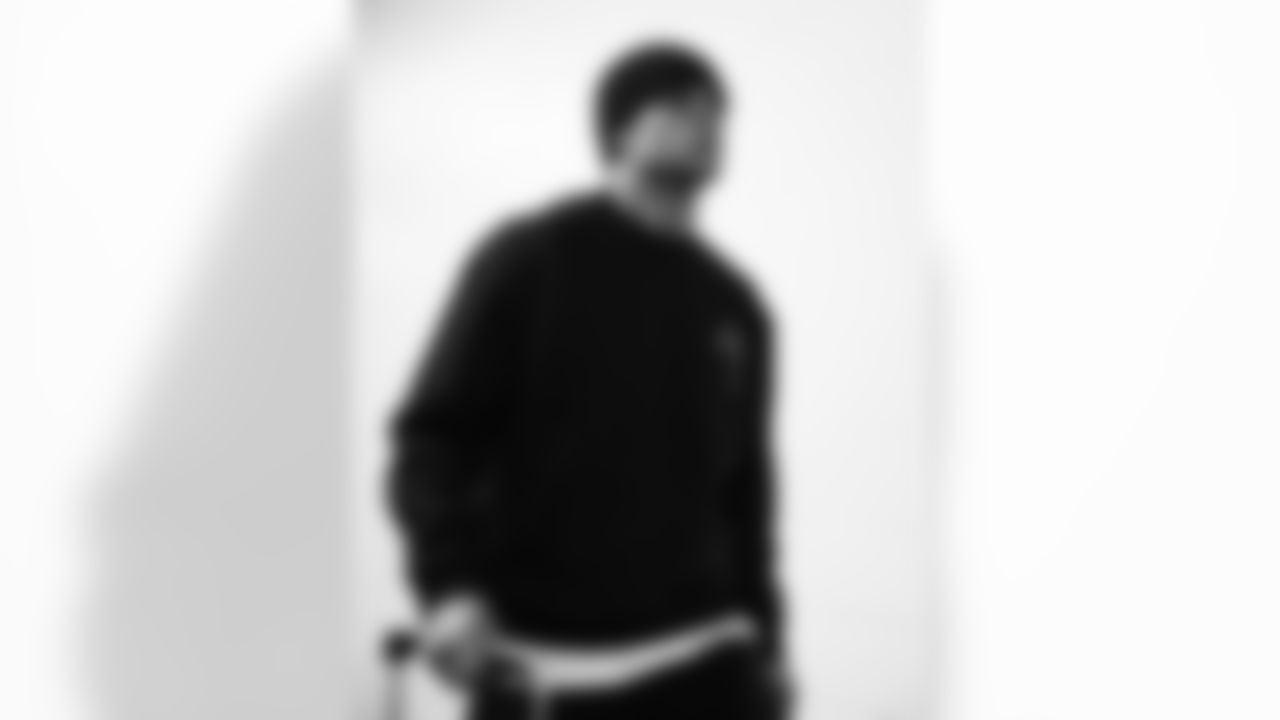 Pittsburgh Steelers vs Buffalo Bills, Regular Season, November 30, 2025 at Acrisure Stadium.