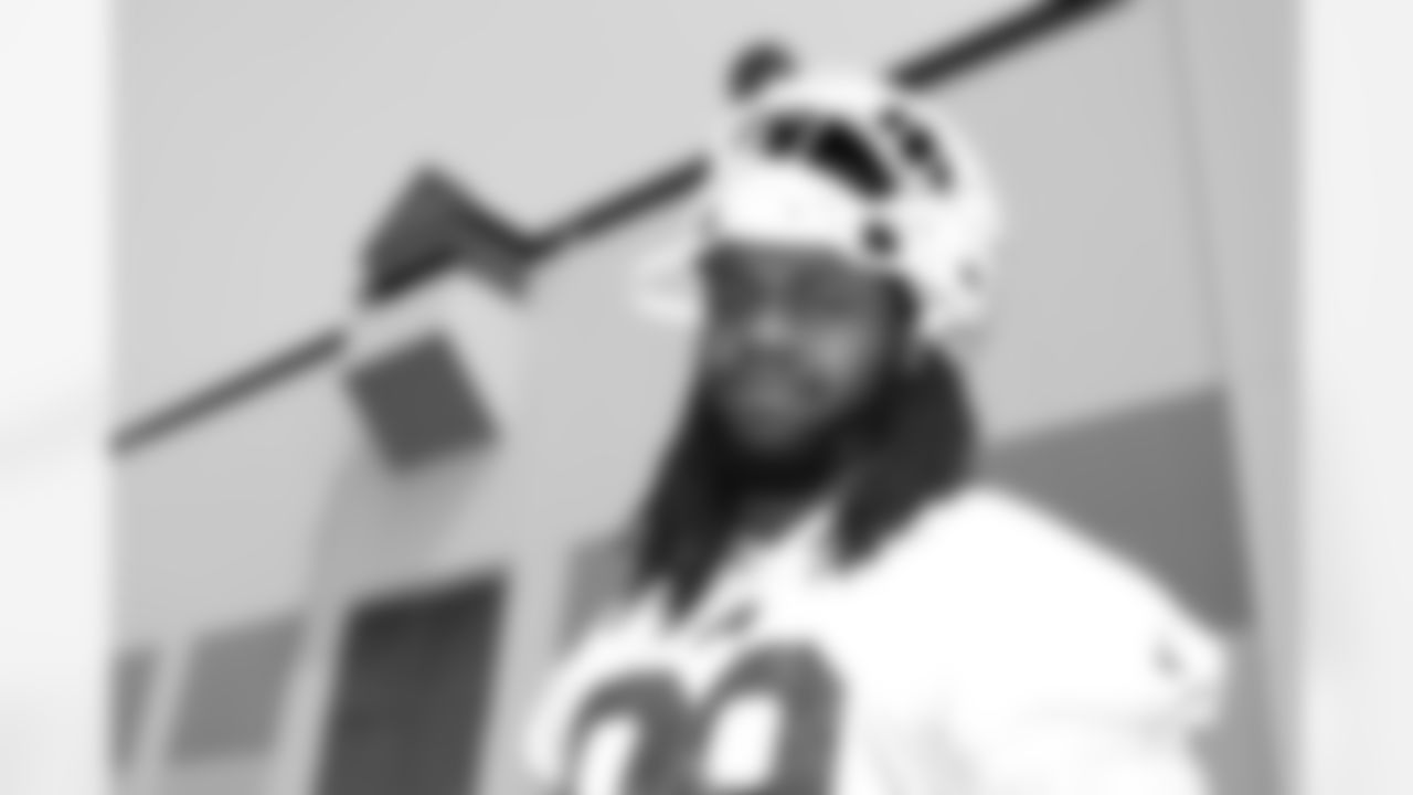 T.J. Sanders (98). Buffalo Bills OTA workouts, June 03, 2025 at the Buffalo Bills Training Center.