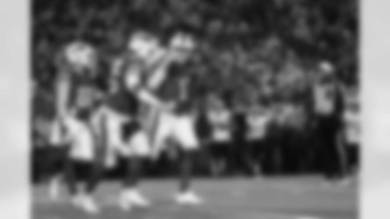 Buffalo Bills vs Philadelphia Eagles, Regular Season, December 28, 2025 at Highmark Stadium.