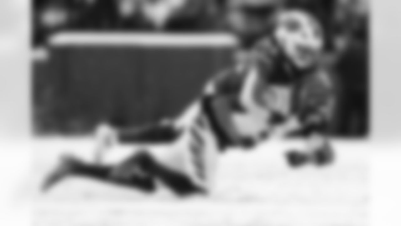 Buffalo Bills vs Cincinnati Bengals, Regular Season, December 07, 2025 at Highmark Stadium.