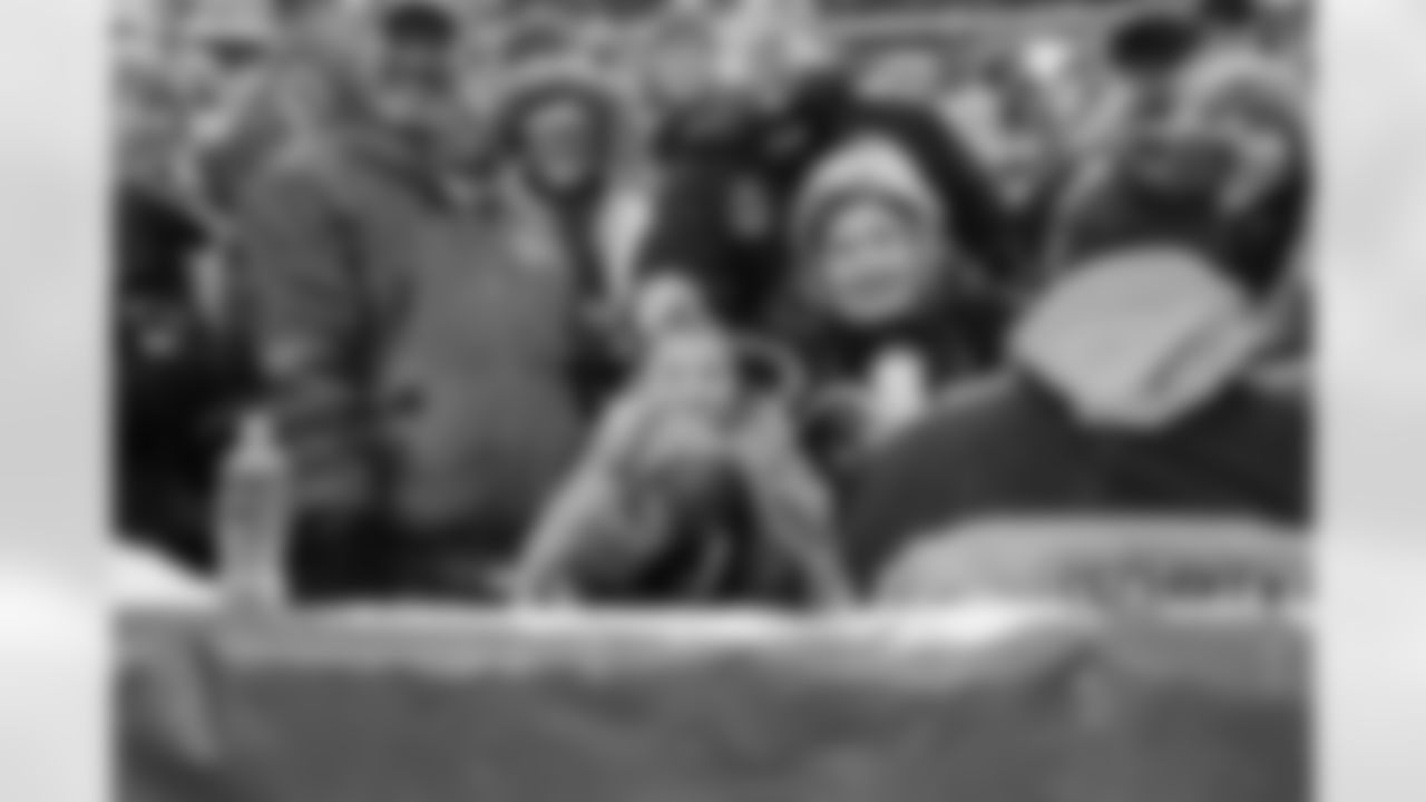 Buffalo Bills vs New York Jets, Regular Season, January 04, 2026 at Highmark Stadium.