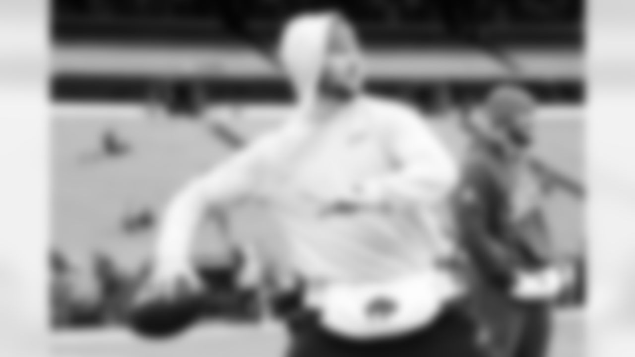 Buffalo Bills vs Tampa Bay Buccaneers, Regular Season, November 16, 2025 at Highmark Stadium.