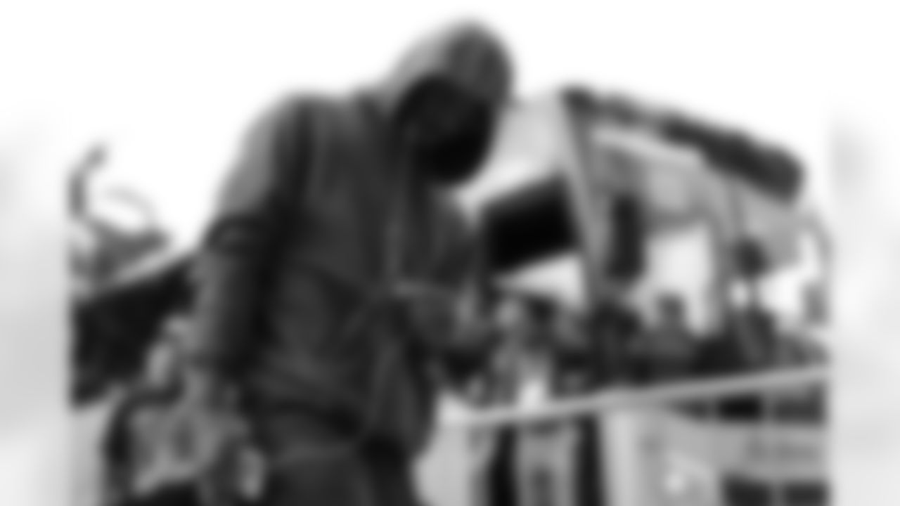 Miami Dolphins vs Buffalo Bills, Regular Season, November 09, 2025 at Hard Rock Stadium.