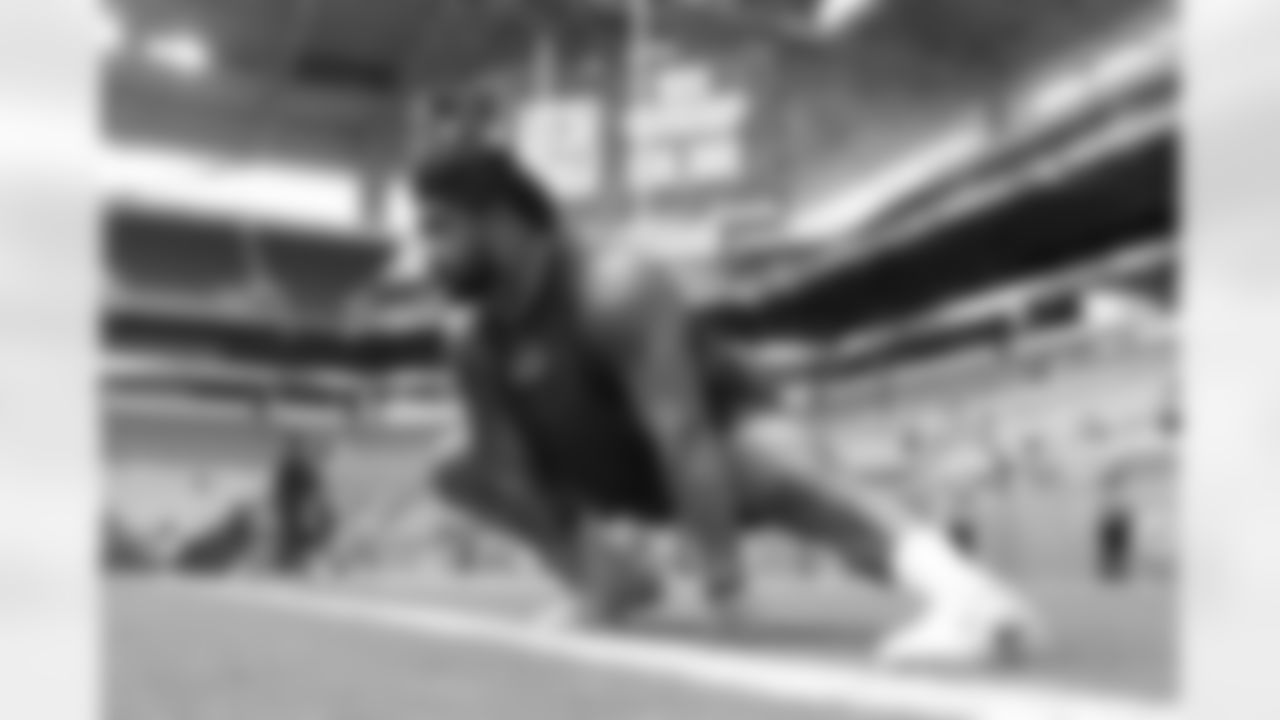 Miami Dolphins vs Buffalo Bills, Regular Season, November 09, 2025 at Hard Rock Stadium.