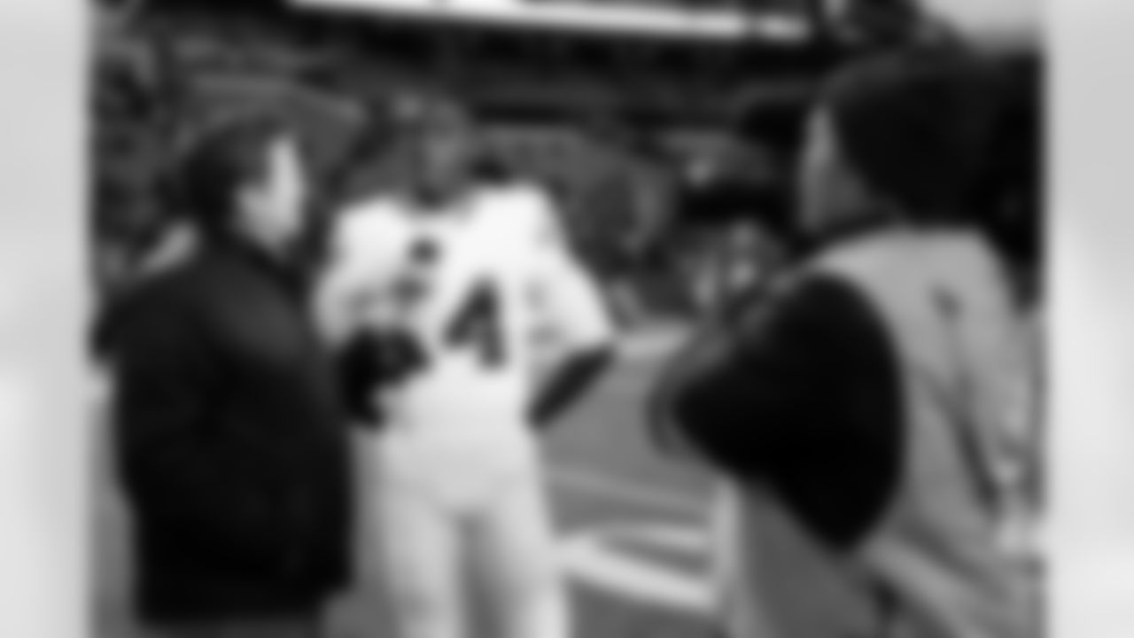 Buffalo Bills vs Tampa Bay Buccaneers, Regular Season, November 16, 2025 at Highmark Stadium.