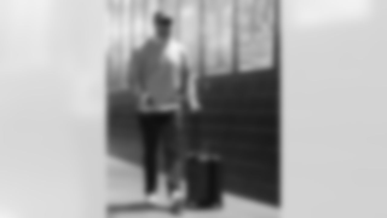 New England Patriots vs Buffalo Bills, Regular Season, December 14, 2025 at Gillette Stadium.