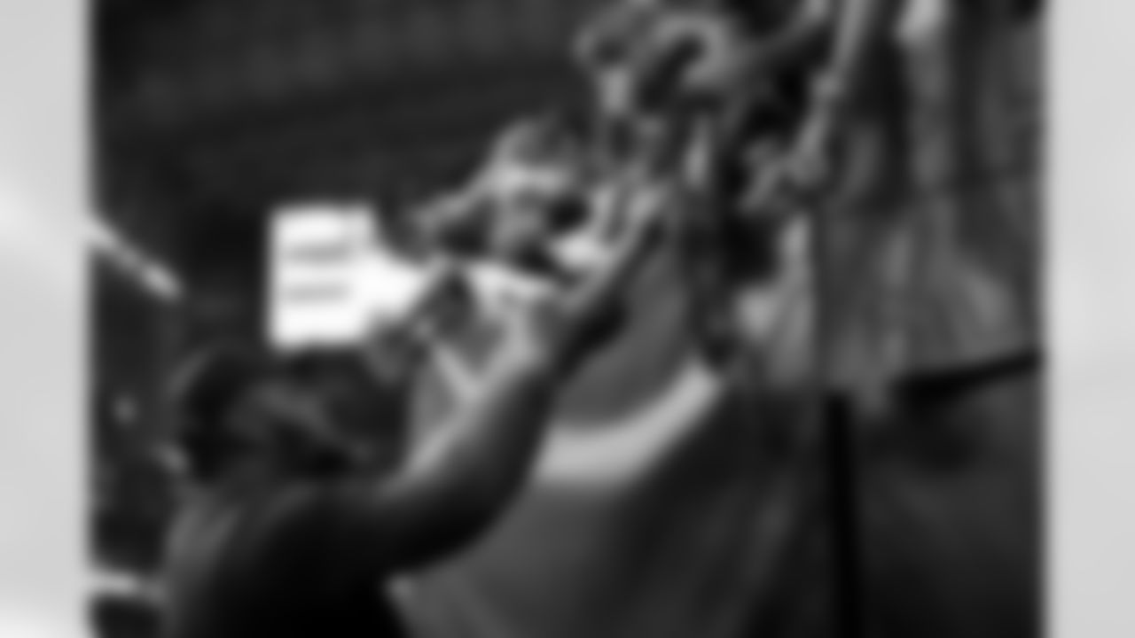 Houston Texans vs Buffalo Bills, Regular Season, November 20, 2025 at NRG Stadium.