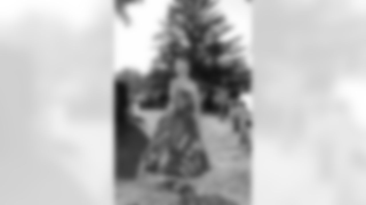 Buffalo Bills vs New England Patriots, Regular Season, October 05, 2025 at Highmark Stadium.