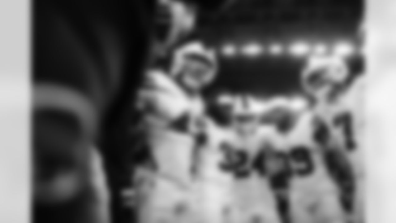 Houston Texans vs Buffalo Bills, Regular Season, November 20, 2025 at NRG Stadium.