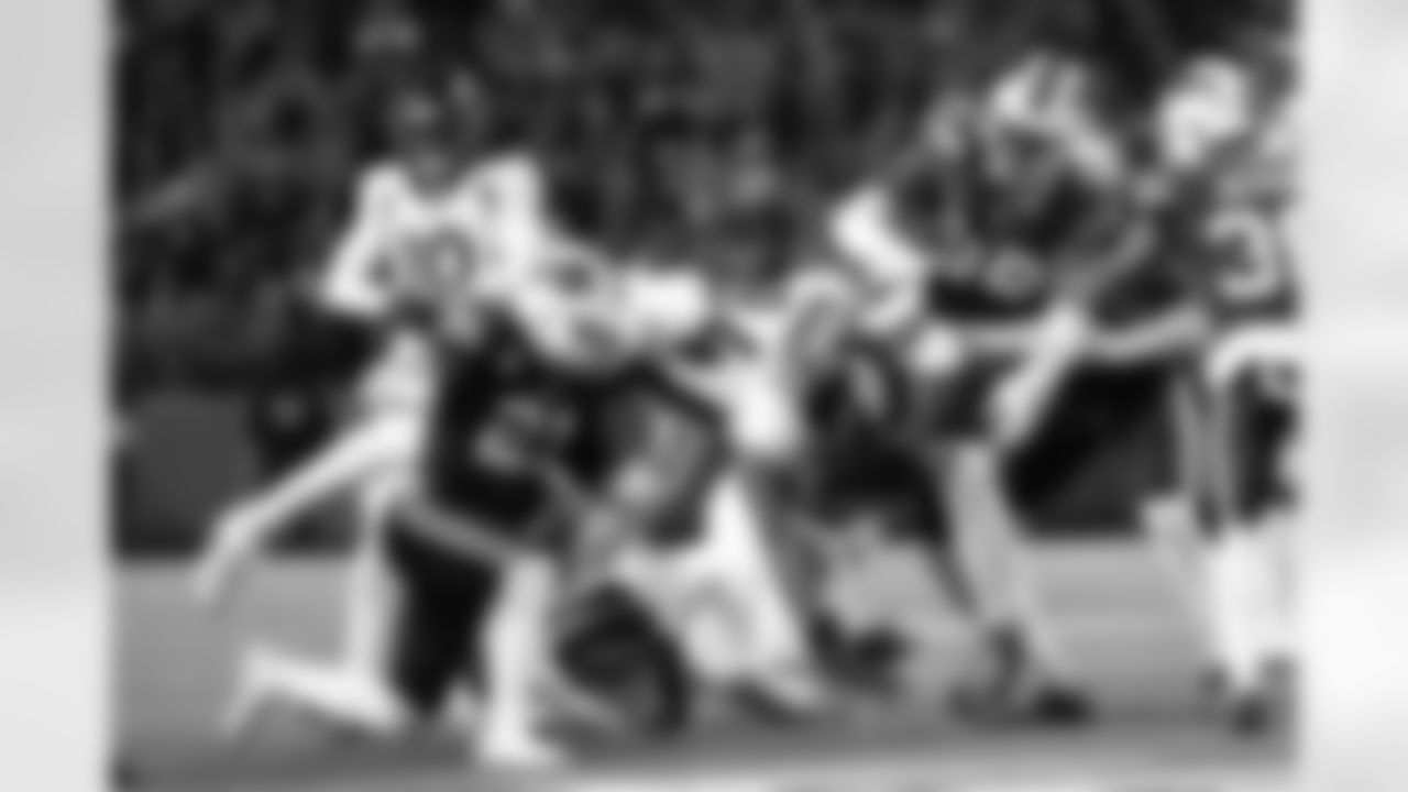 Buffalo Bills vs Denver Broncos, Regular Season, November 13, 2023 at Highmark Stadium.
