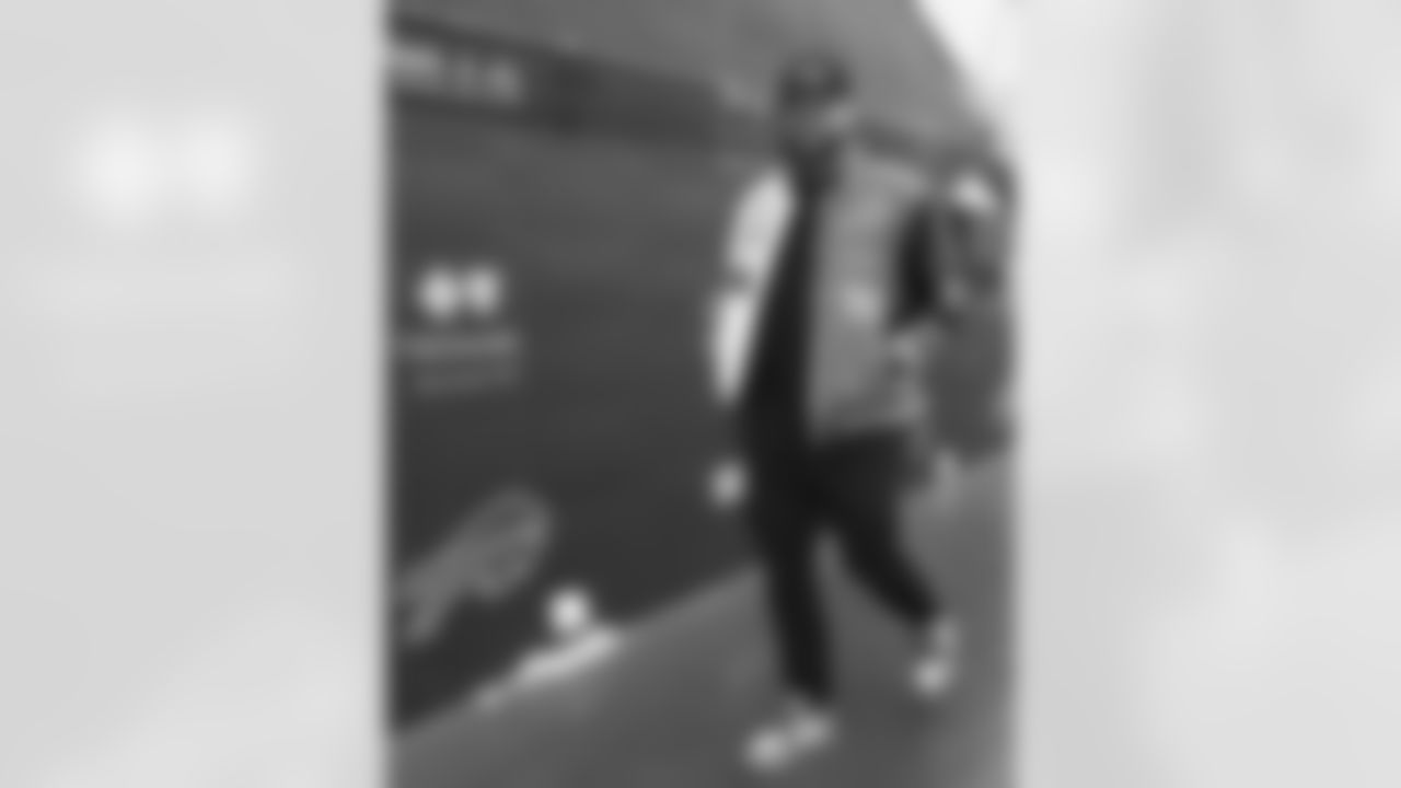 Buffalo Bills vs New York Jets, Regular Season, January 04, 2026 at Highmark Stadium.