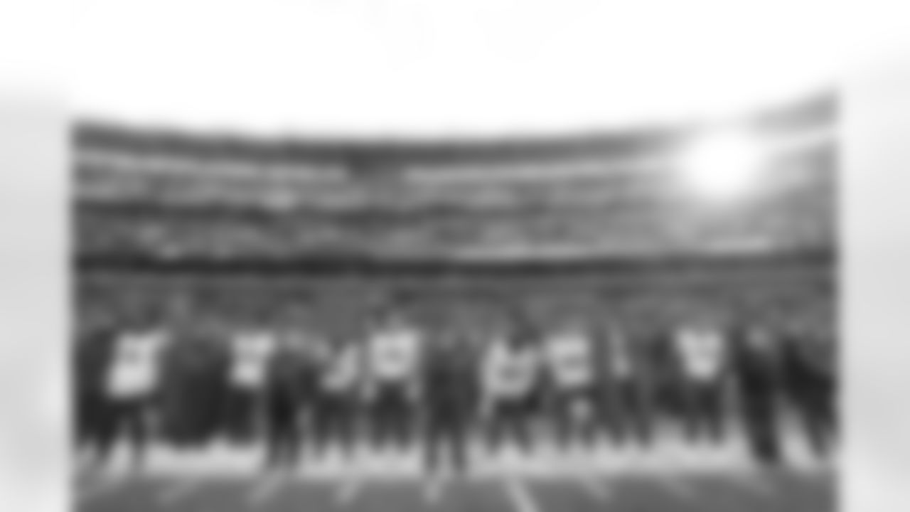 Cleveland Browns vs Buffalo Bills, Regular Season, December 21, 2025 at Huntington Bank Field.