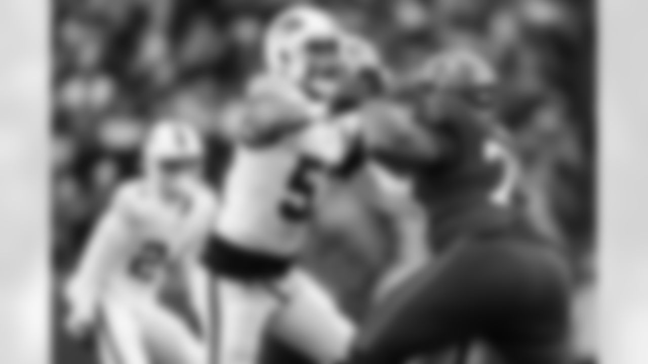 Buffalo Bills vs Tampa Bay Buccaneers, Regular Season, November 16, 2025 at Highmark Stadium.