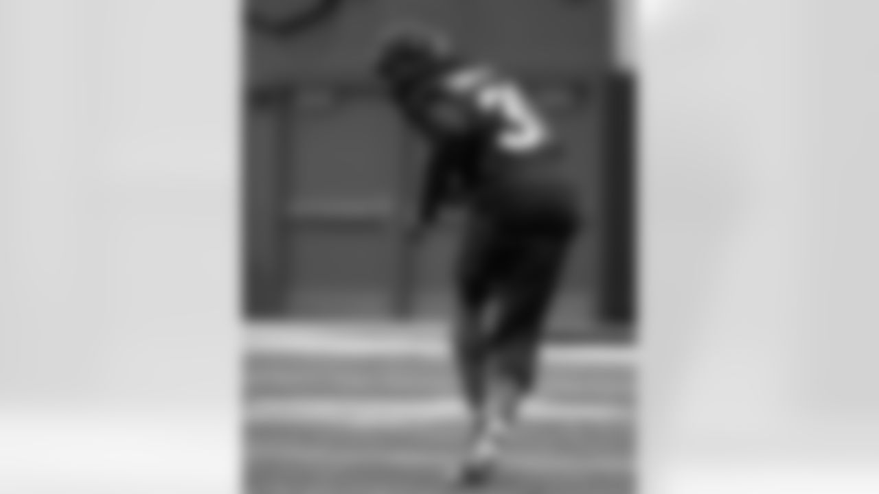 Maxwell Hairston (31). Buffalo Bills Week 12 Practice, November 18, 2025 at Buffalo Bills Training Center.