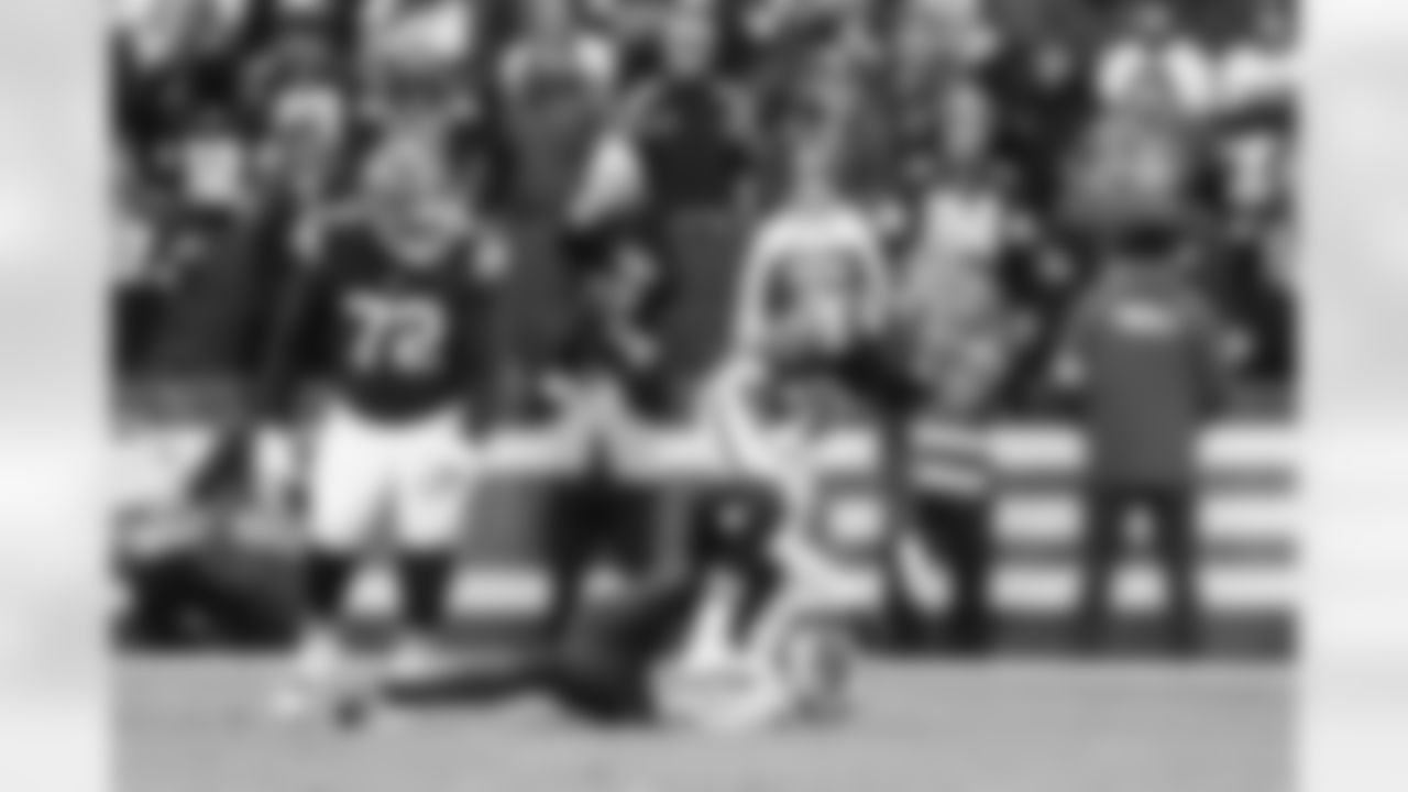 Cleveland Browns vs Buffalo Bills, Regular Season, December 21, 2025 at Huntington Bank Field.