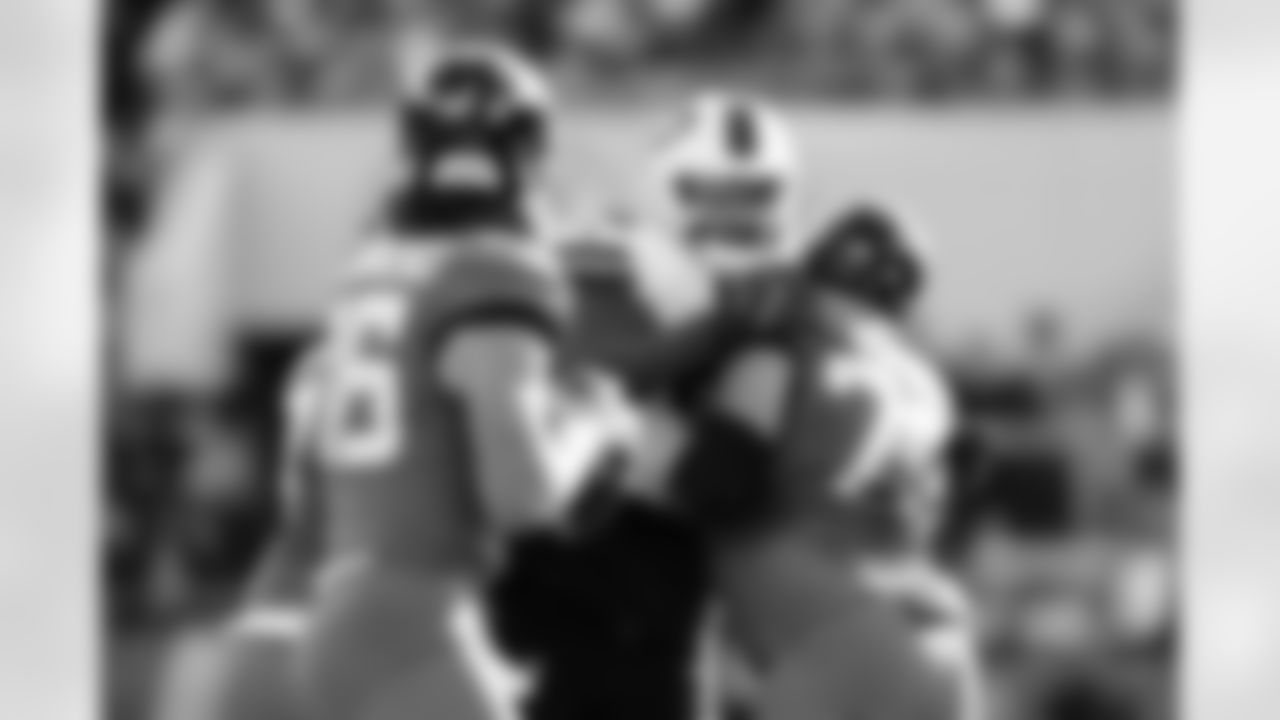 Buffalo Bills vs Jacksonville Jaguars, Wild Card Weekend, January 11, 2026 at EverBank Stadium.