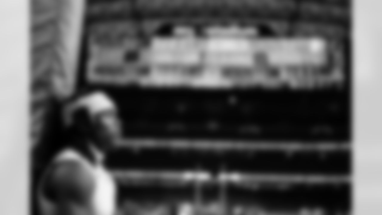 Houston Texans vs Buffalo Bills, Regular Season, November 20, 2025 at NRG Stadium.