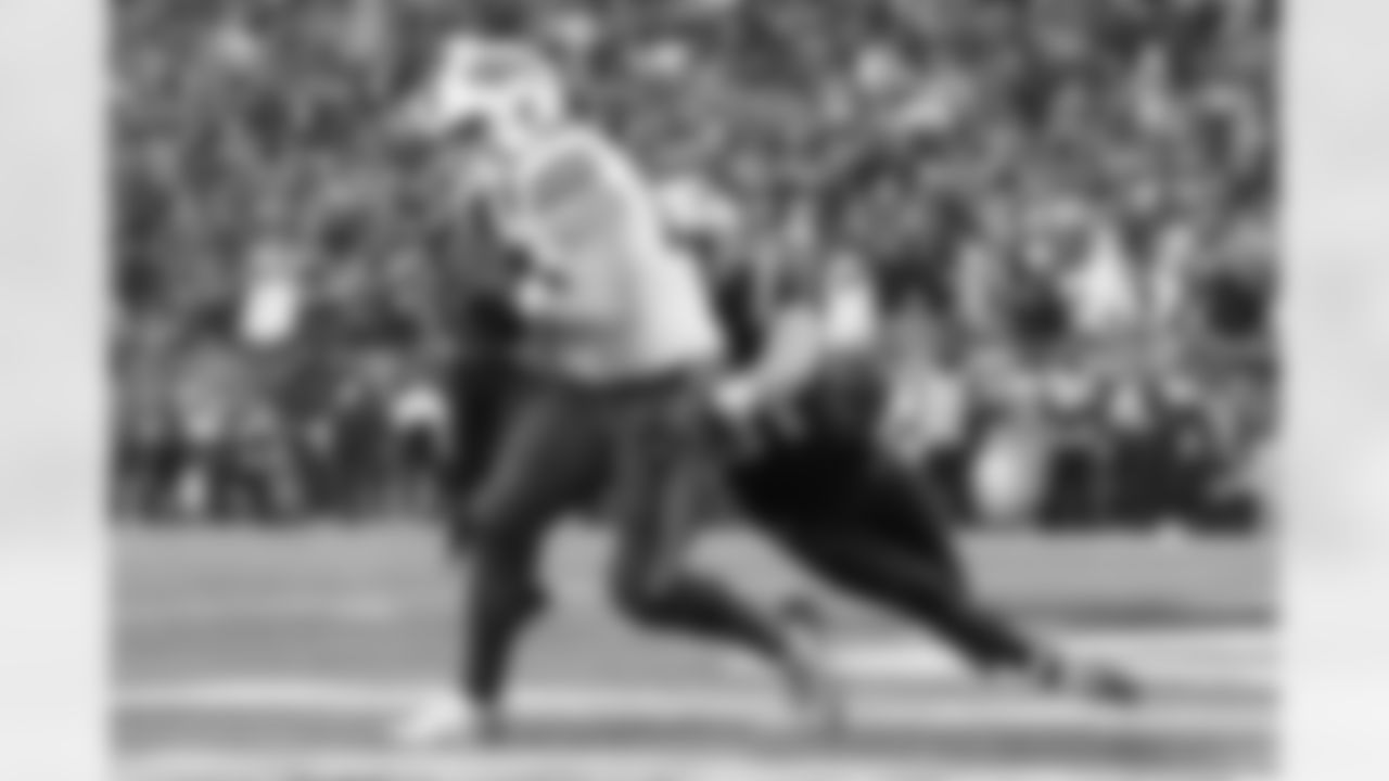 New England Patriots vs Buffalo Bills, Regular Season, December 14, 2025 at Gillette Stadium.