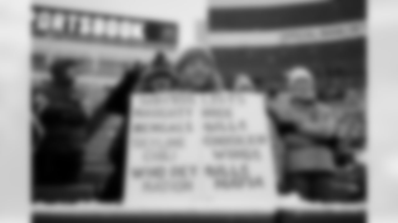 Buffalo Bills vs Cincinnati Bengals, Regular Season, December 07, 2025 at Highmark Stadium.