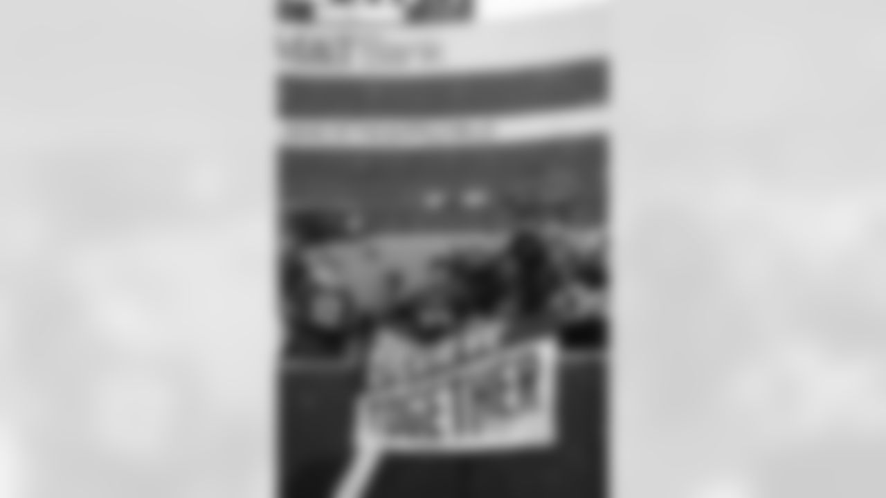 Buffalo Bills vs Cincinnati Bengals, Regular Season, December 07, 2025 at Highmark Stadium.