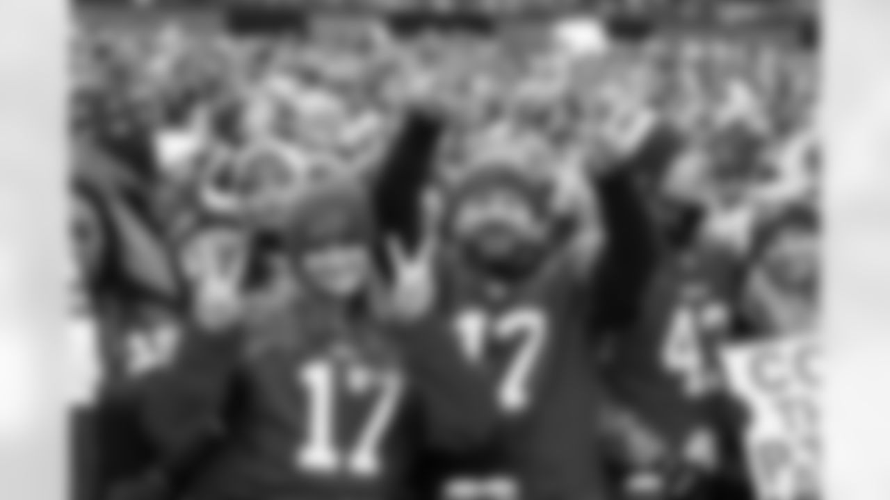 Buffalo Bills vs New England Patriots, Regular Season, December 31, 2023 at Highmark Stadium.