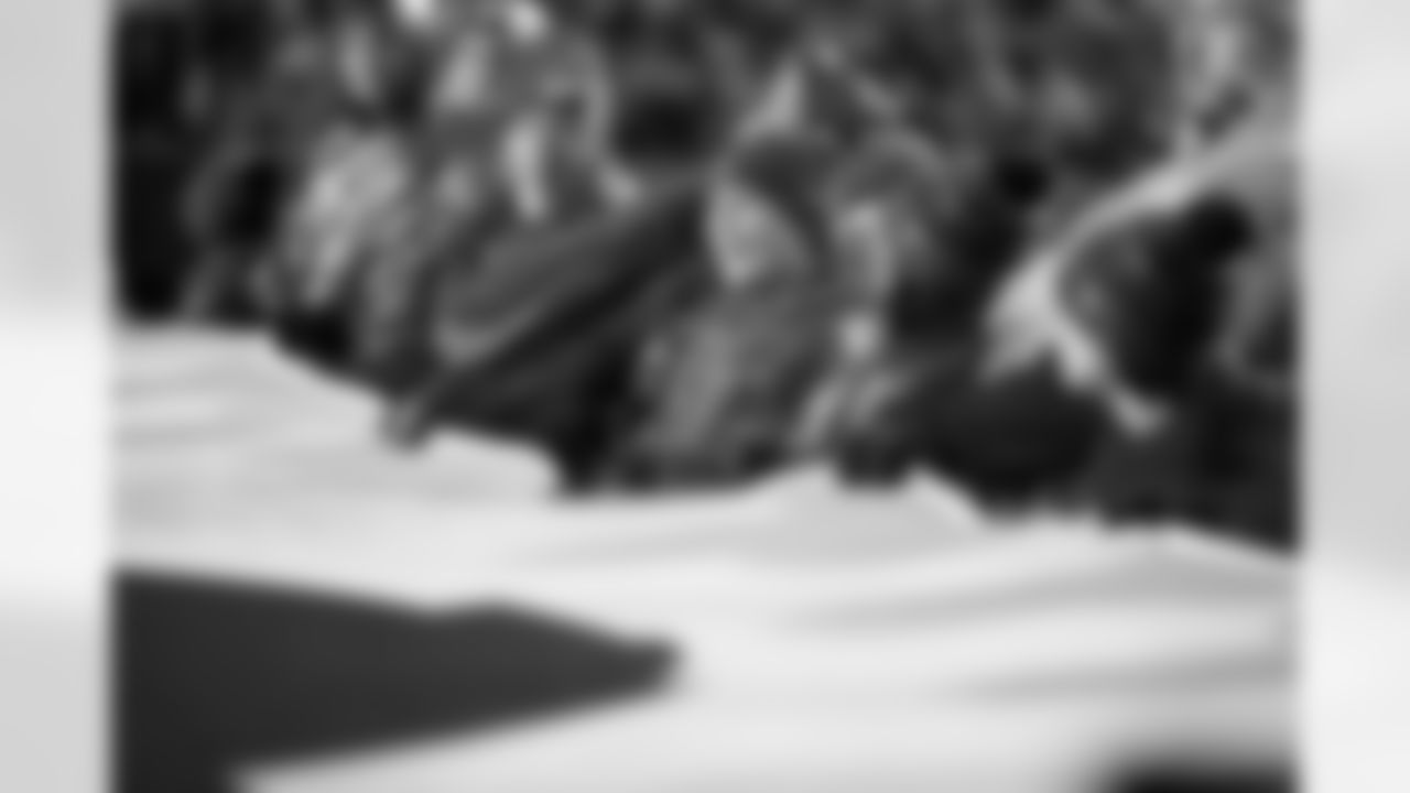 Buffalo Bills vs Philadelphia Eagles, Regular Season, December 28, 2025 at Highmark Stadium.