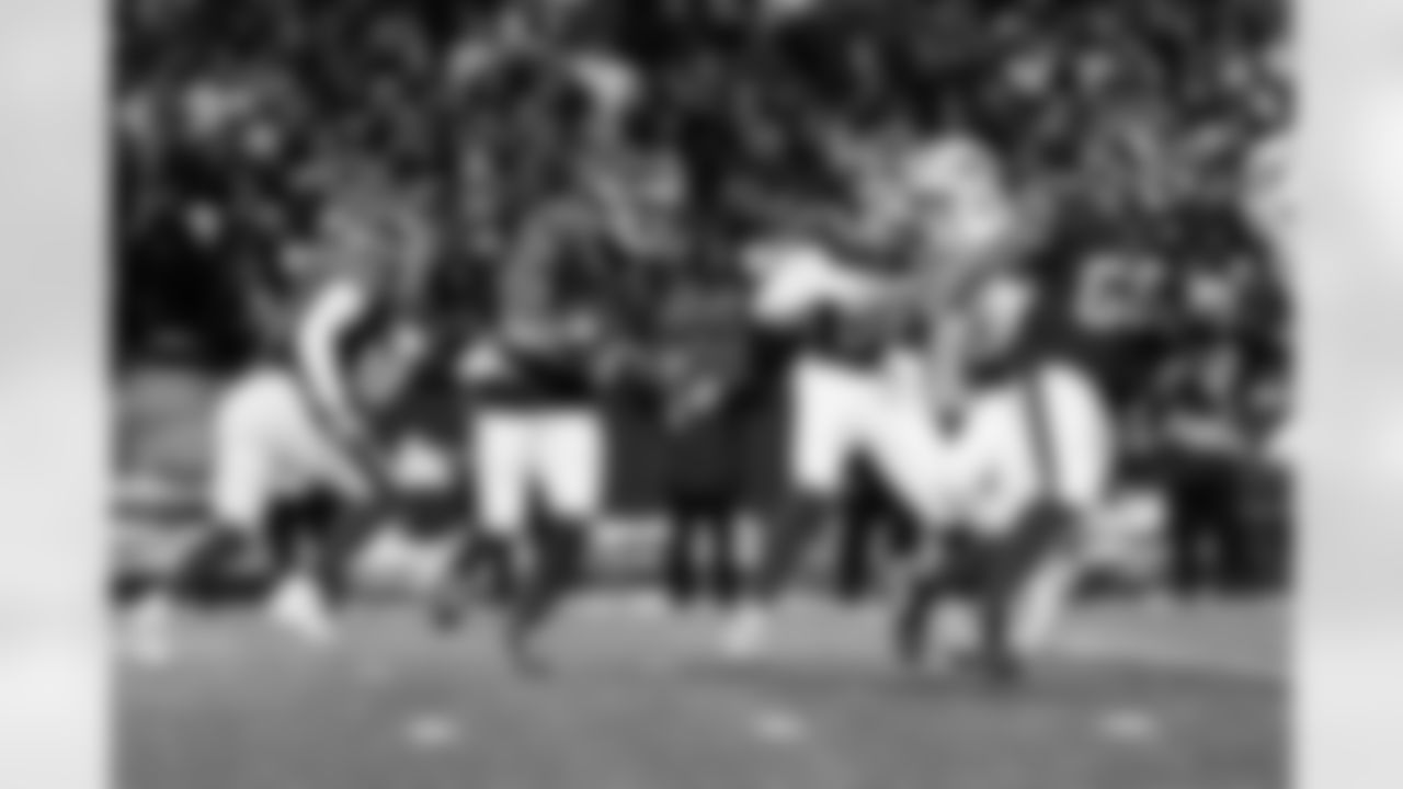 Buffalo Bills vs New York Jets, Regular Season, January 04, 2026 at Highmark Stadium.