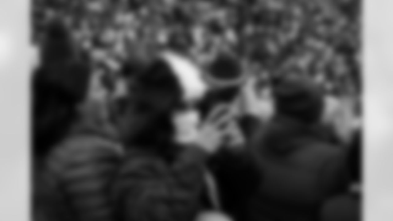 Buffalo Bills vs Tampa Bay Buccaneers, Regular Season, November 16, 2025 at Highmark Stadium.