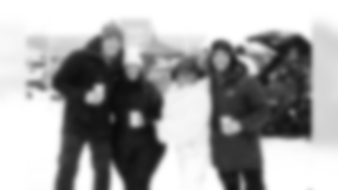 Buffalo Bills vs Cincinnati Bengals, Regular Season, December 07, 2025 at Highmark Stadium.