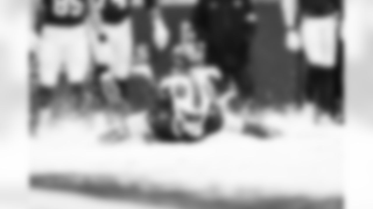 Buffalo Bills vs Cincinnati Bengals, Regular Season, December 07, 2025 at Highmark Stadium.