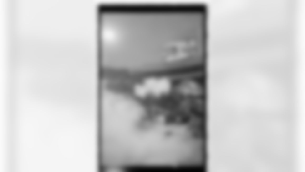 Buffalo Bills vs New York Jets, Regular Season, January 04, 2026 at Highmark Stadium.