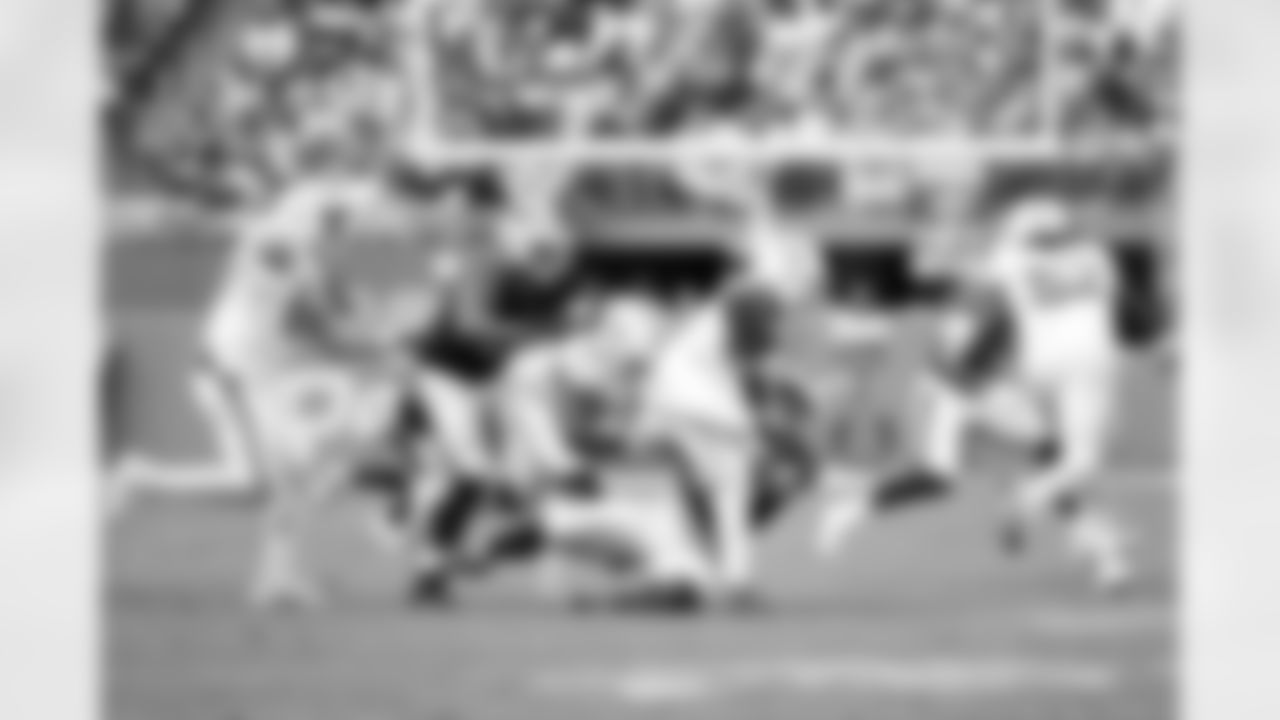 Miami Dolphins vs Buffalo Bills, Regular Season, November 09, 2025 at Hard Rock Stadium.