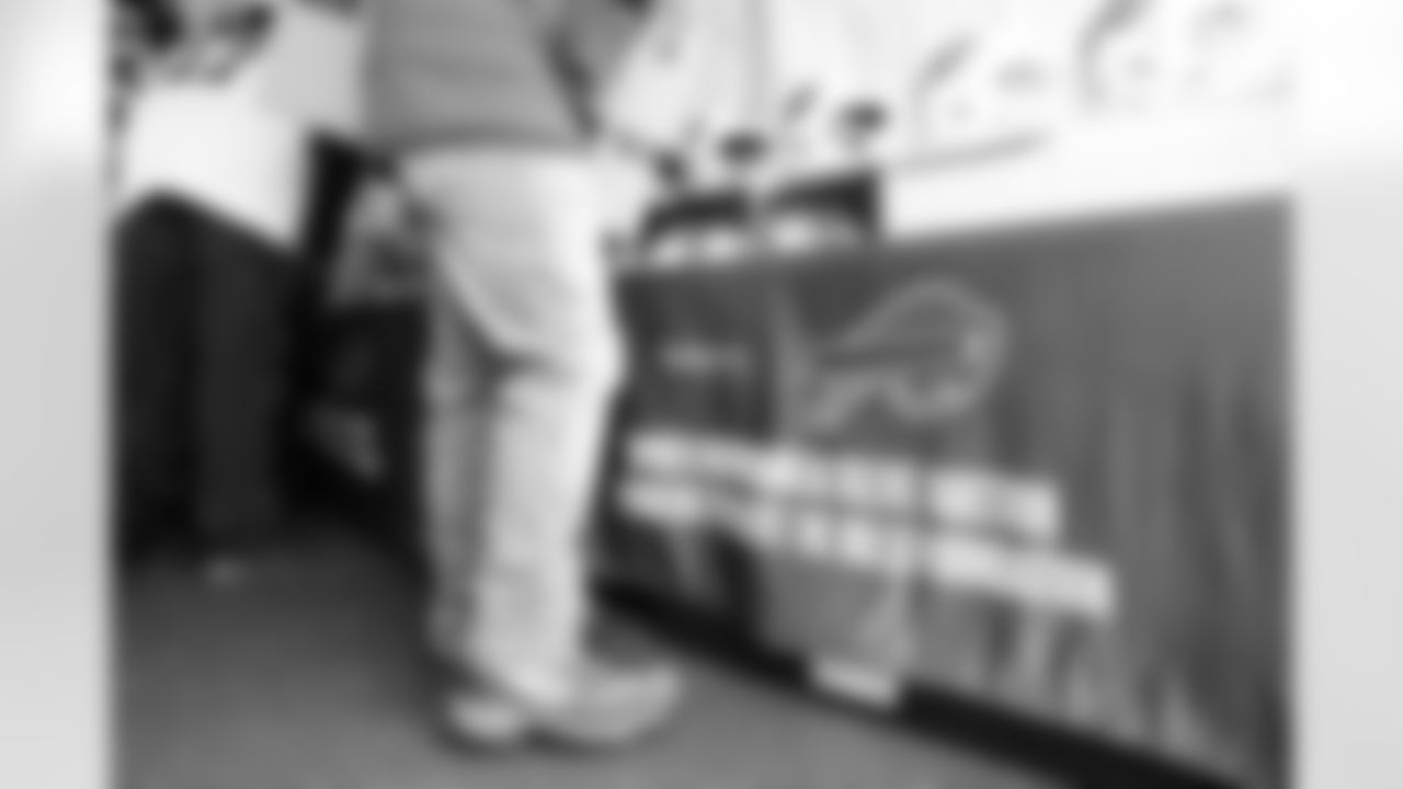 Buffalo Bills vs New York Jets, Regular Season, January 04, 2026 at Highmark Stadium.