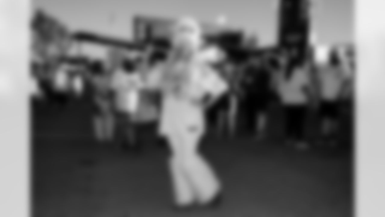 Buffalo Bills vs New England Patriots, Regular Season, October 05, 2025 at Highmark Stadium.