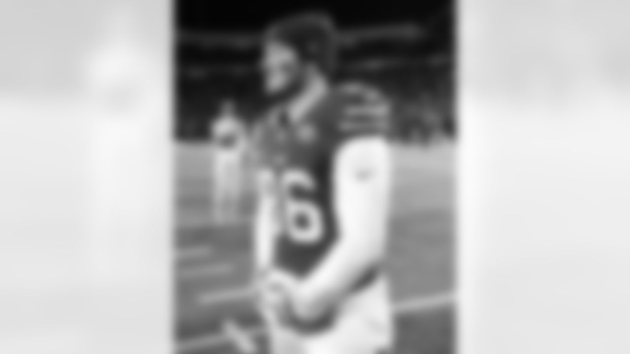 Buffalo Bills vs New York Jets, Regular Season, January 04, 2026 at Highmark Stadium.