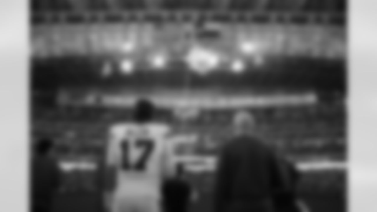 Josh Allen (17). Houston Texans vs Buffalo Bills, Regular Season, November 20, 2025 at NRG Stadium.