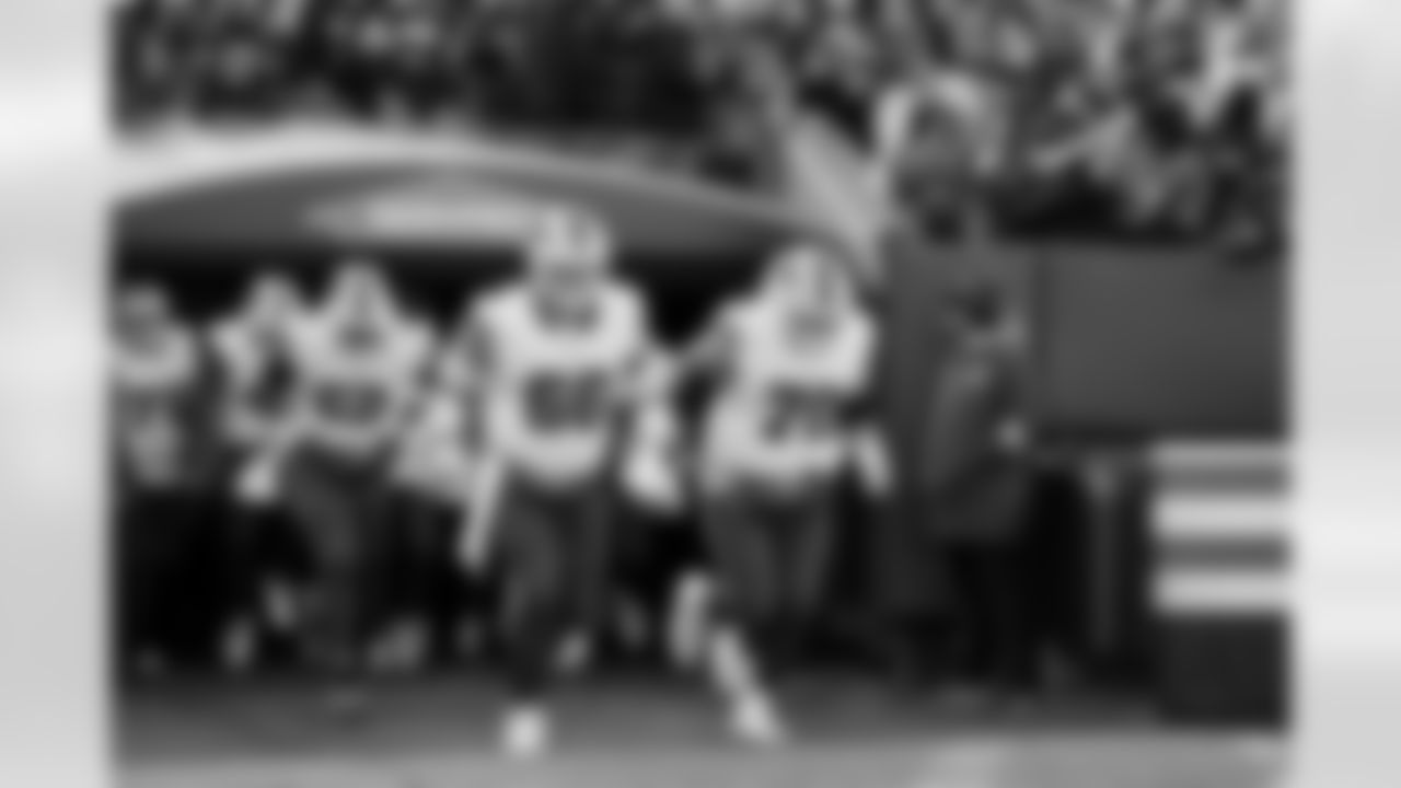 Cleveland Browns vs Buffalo Bills, Regular Season, December 21, 2025 at Huntington Bank Field.