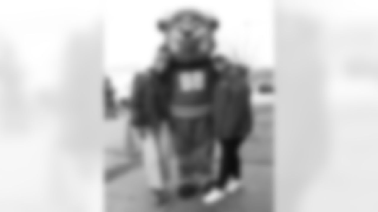 Buffalo Bills Foundation 2025 Thanksgiving Blitz, November 18, 2025 at FeedMore WNY.