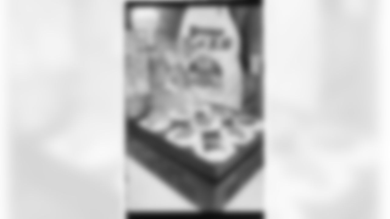 Buffalo Bills vs Tampa Bay Buccaneers, Regular Season, November 17, 2025 at Highmark Stadium.