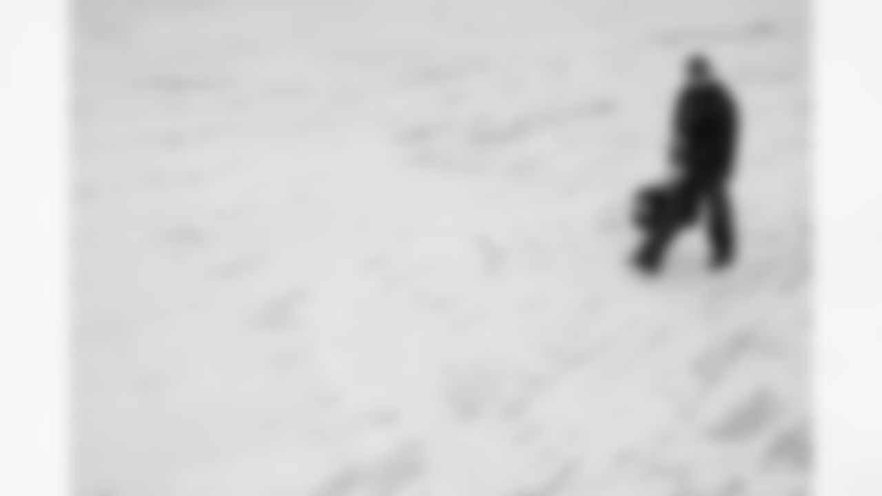 Dion Dawkins (73). Buffalo Bills travel to Cleveland, December 20, 2025 at Buffalo Niagara International Airport.