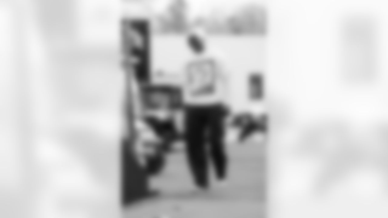 Buffalo Bills vs Tampa Bay Buccaneers, Regular Season, November 16, 2025 at Highmark Stadium.