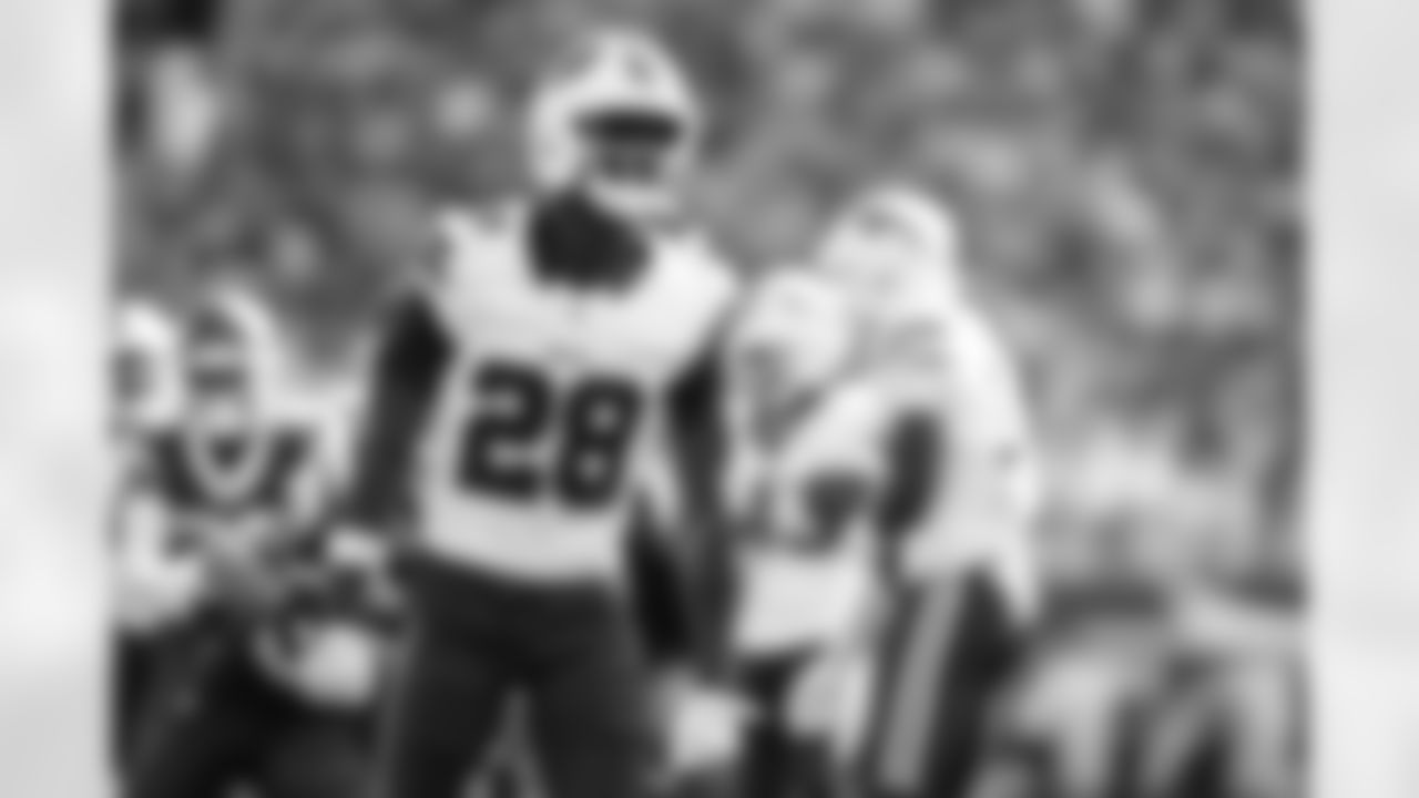 New York Jets vs Buffalo Bills, Regular Season, September 14, 2025 at Metlife Stadium.