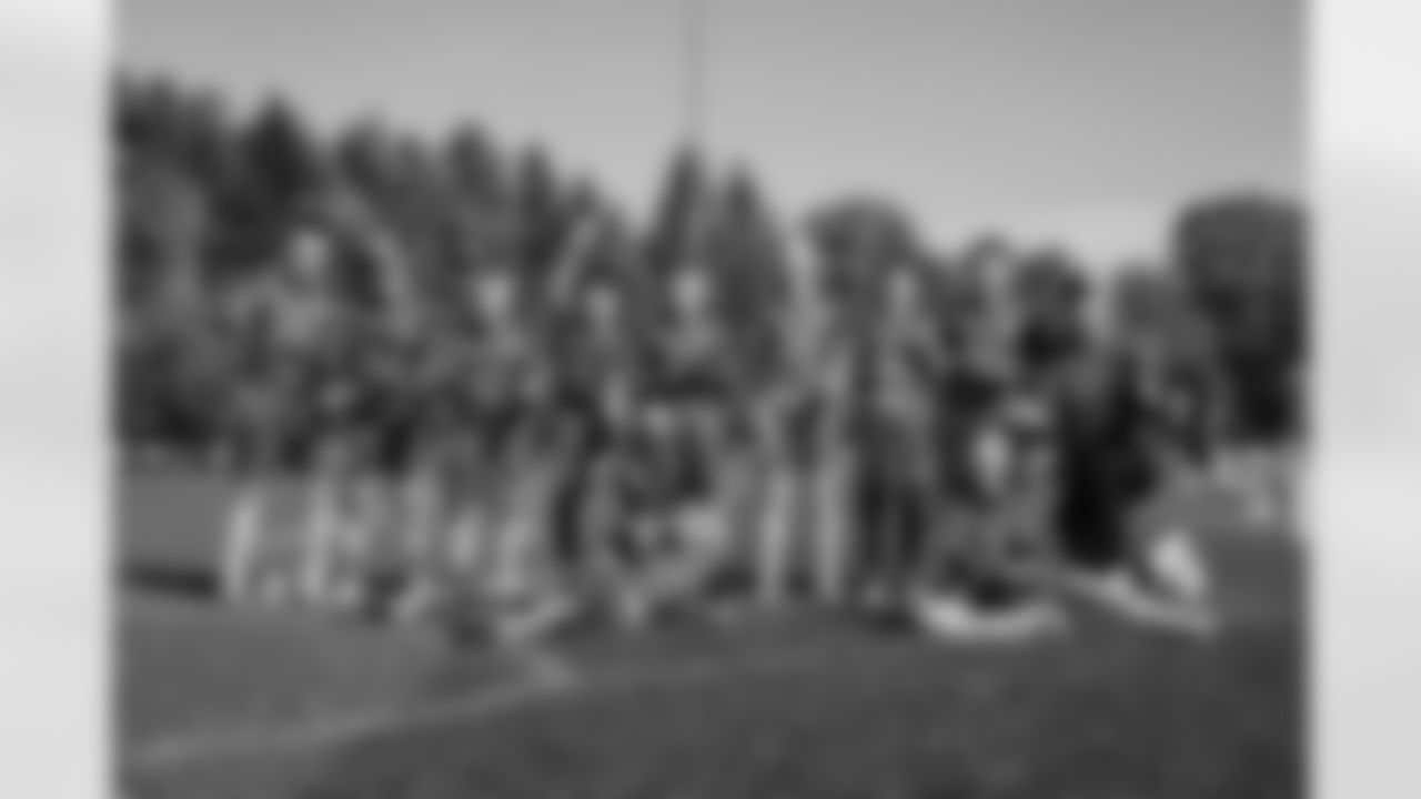 NFLFLAG_REG_BILLS_2025_MB_42